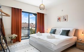 City Apartment 3 Bedroom, Kitchen, Wifi, Workspace, Coffee, Central
